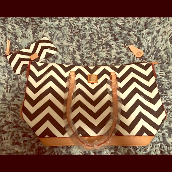 Dooney & Bourke Handbags - Dooney & Bourke Chevron Tote in Black & White